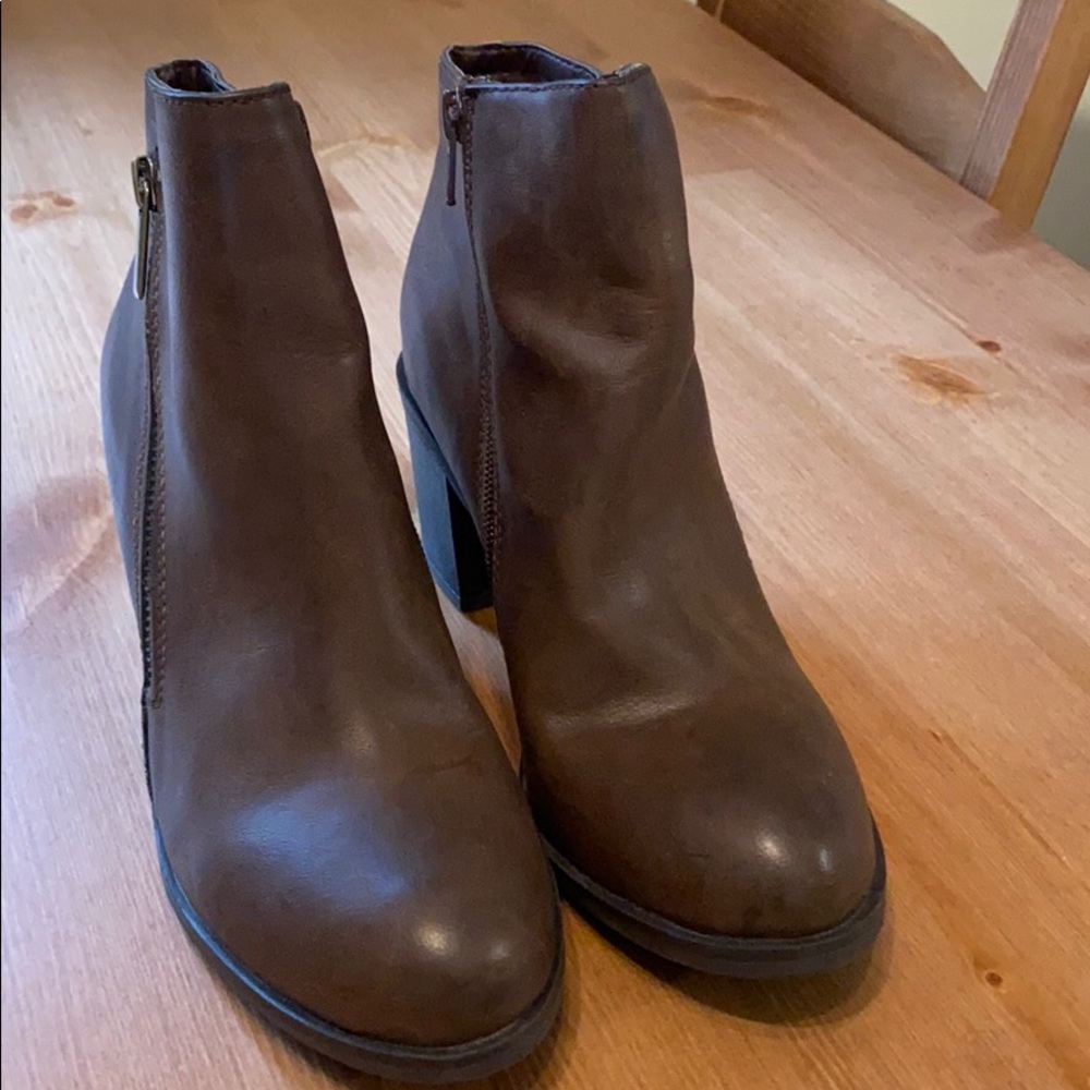 Women’s booties